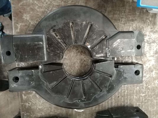 তেলক্ষেত্রের রিজার্ভ ল্যান্ড প্লাগ 5000psi হাইড্রোলিক কন্ট্রোলড বোনেট সিল 13 5/8-5000PSI র্যাম BOP ক্যামেরন ইউ টাইপ